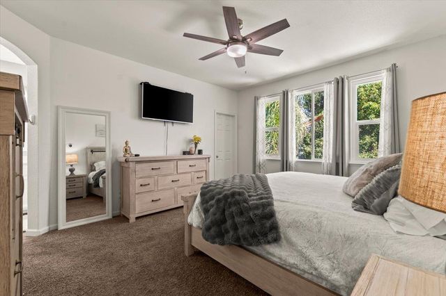 2207 Catherwood Way, Sacramento, CA 95835