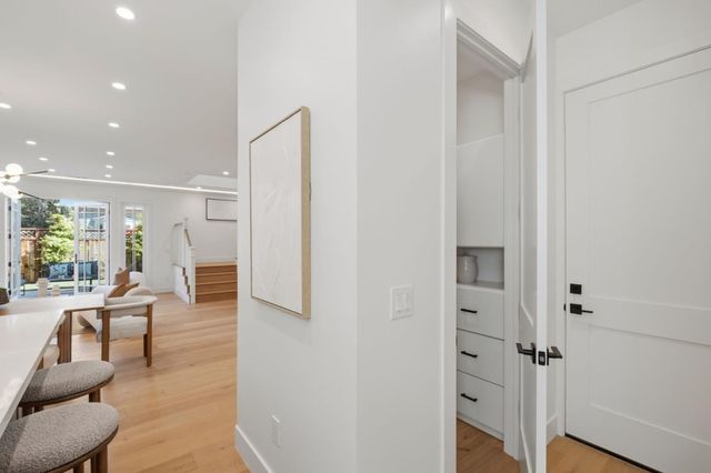 191 Grand Street, Redwood City, CA 94062