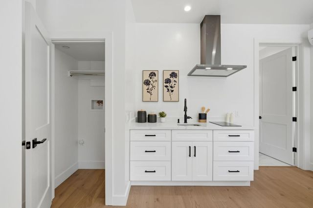 191 Grand Street, Redwood City, CA 94062