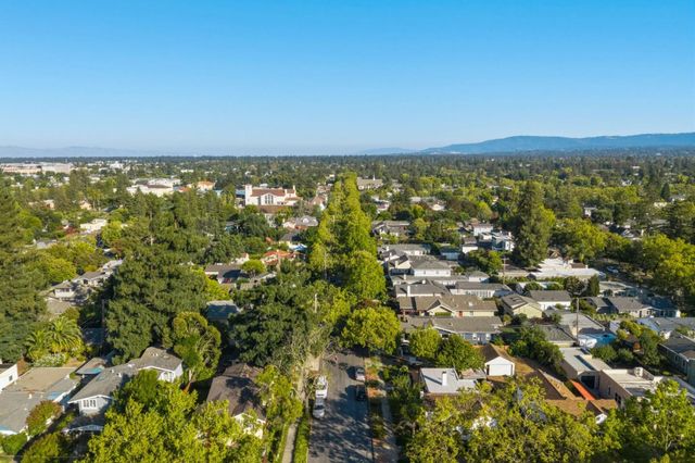 191 Grand Street, Redwood City, CA 94062