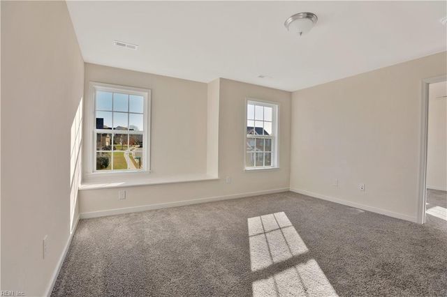 2221 Patrick DR, Suffolk, VA 23435