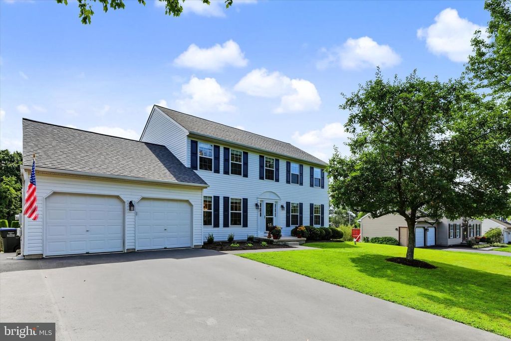 77 AUTUMN LN, ROYERSFORD, PA 19468 — photo 3