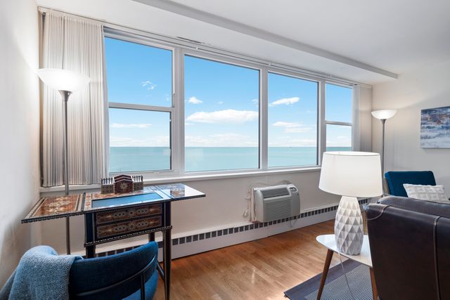 1150 N LAKE SHORE Drive 9F, Chicago, IL 60611