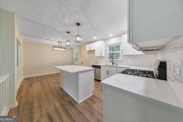 1006 Pinetree Court, Powder Springs, GA 30127