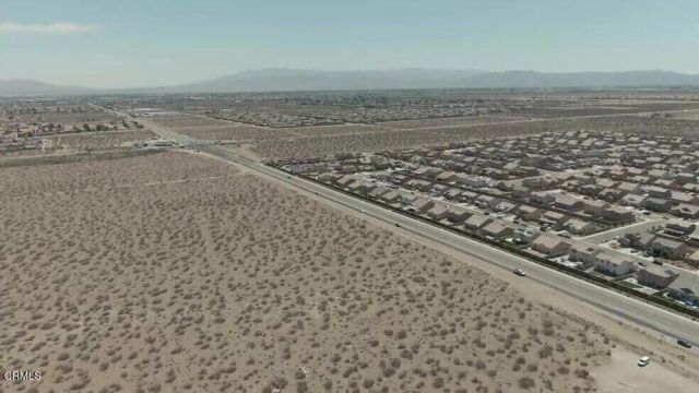 1 Bear Valley, Victorville, CA 92392