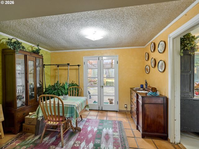 1708 CONIFER Dr, Lake Oswego, OR 97034