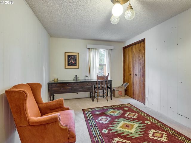 1708 CONIFER Dr, Lake Oswego, OR 97034