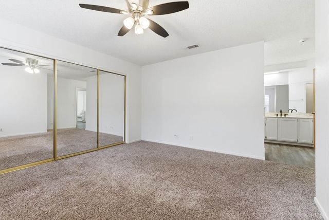 969 Lakewood Drive, Hanford, CA 93230