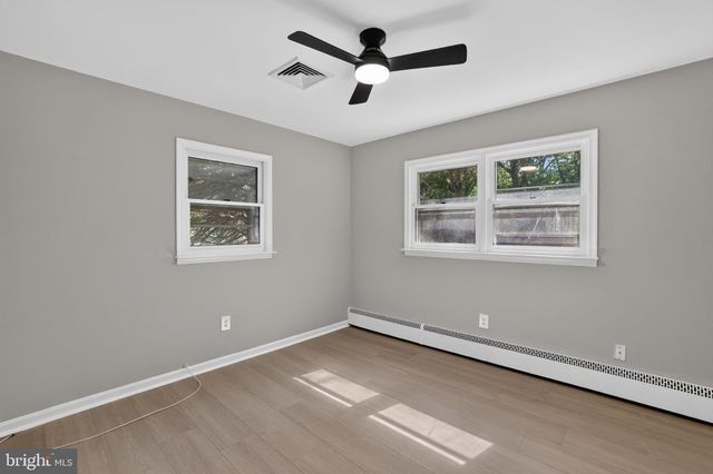 6104 SAINT JOHN DR, Alexandria, VA 22310