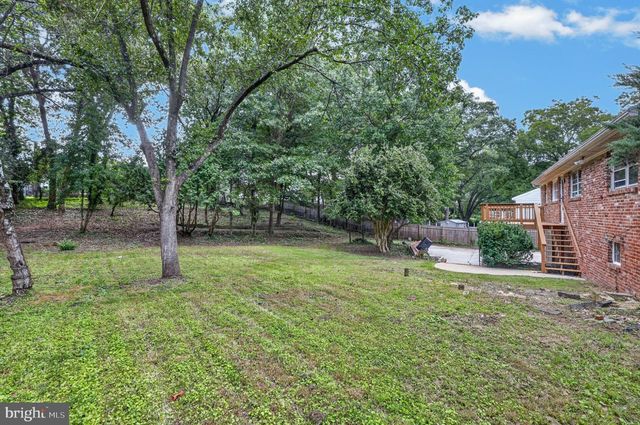 6104 SAINT JOHN DR, Alexandria, VA 22310