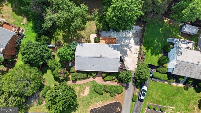 6104 SAINT JOHN DR, Alexandria, VA 22310