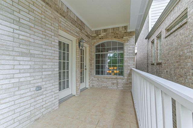 5453 Fairdale Lane, Houston, TX 77056