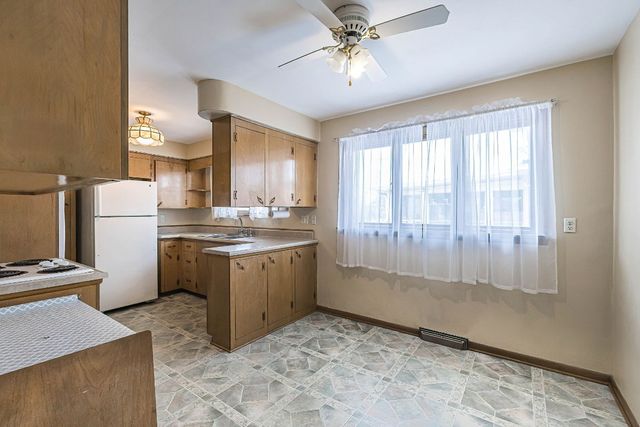 1940 E 8TH Street, Erie, PA 16511