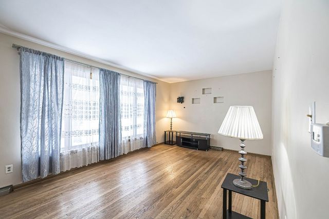 1940 E 8TH Street, Erie, PA 16511