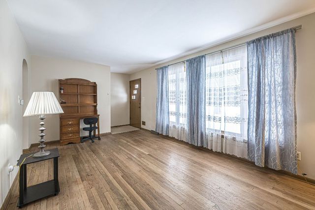 1940 E 8TH Street, Erie, PA 16511