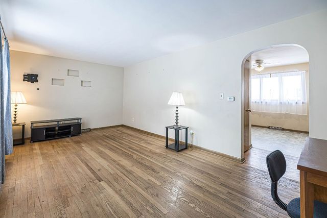 1940 E 8TH Street, Erie, PA 16511