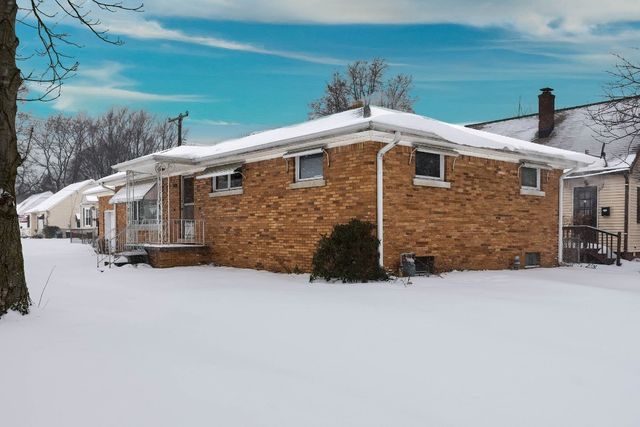 1940 E 8TH Street, Erie, PA 16511