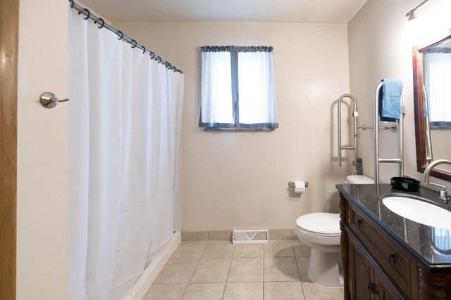 1940 E 8TH Street, Erie, PA 16511