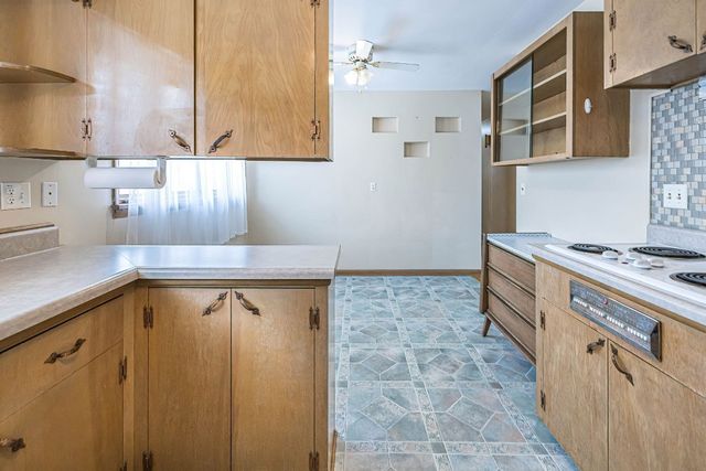 1940 E 8TH Street, Erie, PA 16511