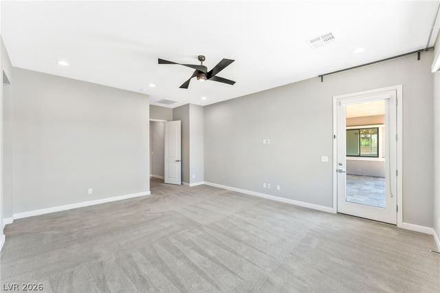 8477 Wolf Mountain Court, Las Vegas, NV 89129