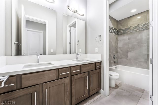 8477 Wolf Mountain Court, Las Vegas, NV 89129