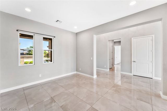 8477 Wolf Mountain Court, Las Vegas, NV 89129