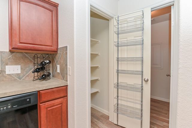4022 Mt Everest Way, Katy, TX 77449