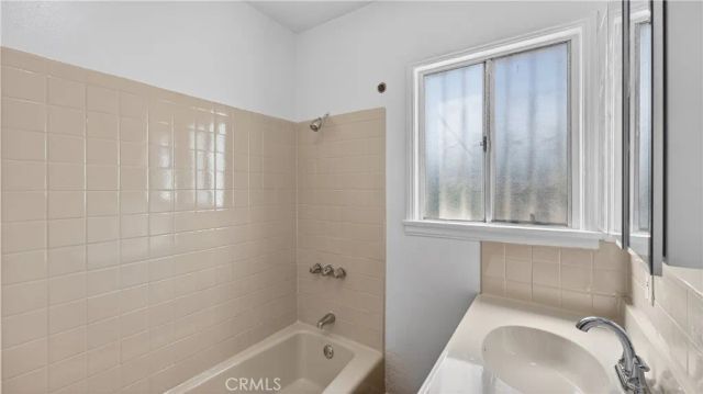 200 E Century Boulevard, Los Angeles, CA 90003