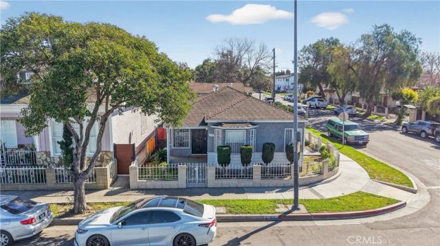 200 E Century Boulevard, Los Angeles, CA 90003