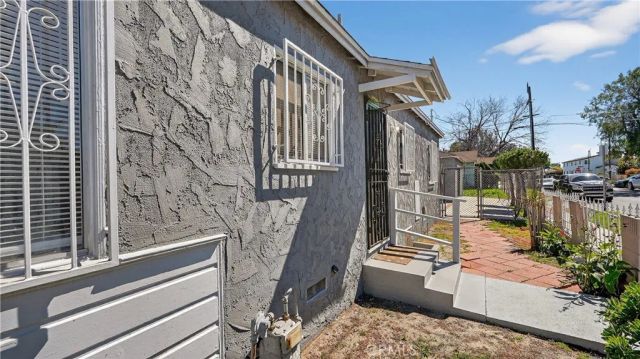 200 E Century Boulevard, Los Angeles, CA 90003