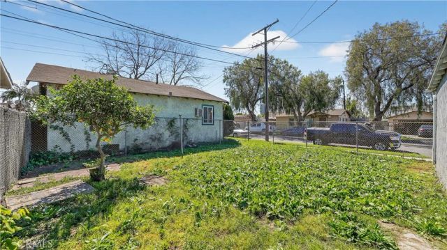 200 E Century Boulevard, Los Angeles, CA 90003