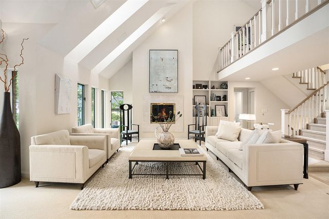 5285 N Lakeshore Drive, Holland, MI 49424