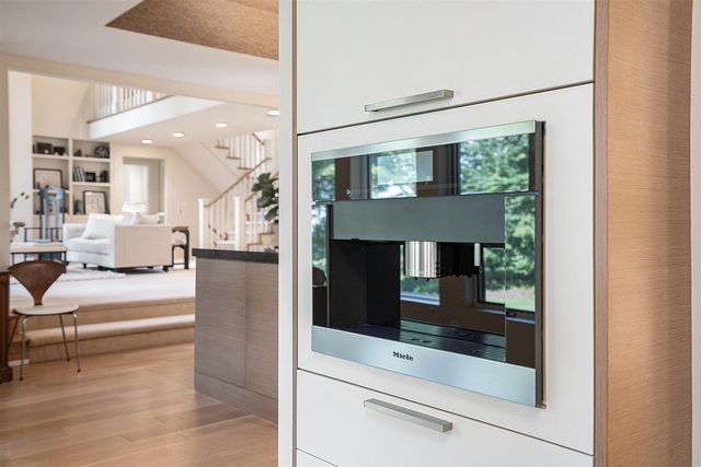 5285 N Lakeshore Drive, Holland, MI 49424