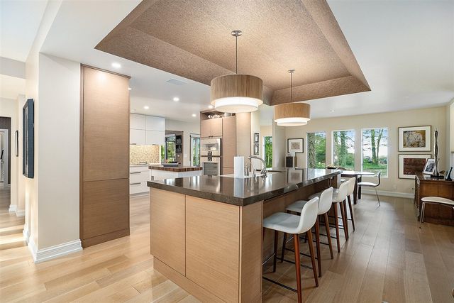 5285 N Lakeshore Drive, Holland, MI 49424