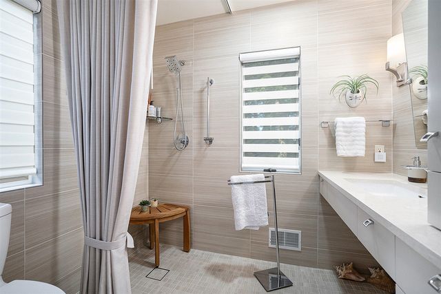 5285 N Lakeshore Drive, Holland, MI 49424