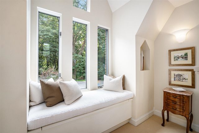 5285 N Lakeshore Drive, Holland, MI 49424