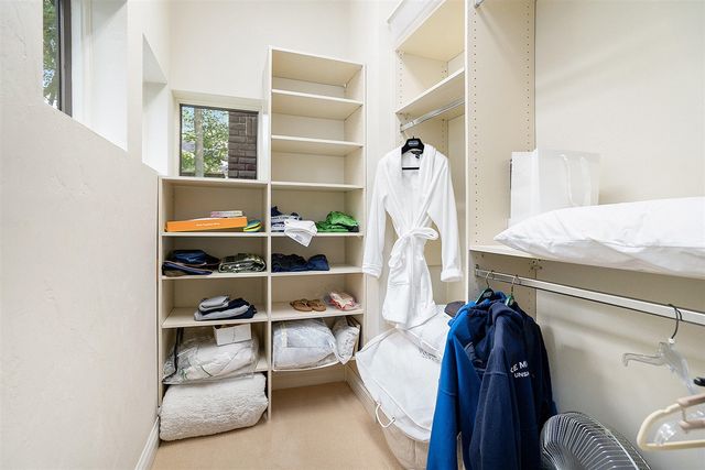 5285 N Lakeshore Drive, Holland, MI 49424