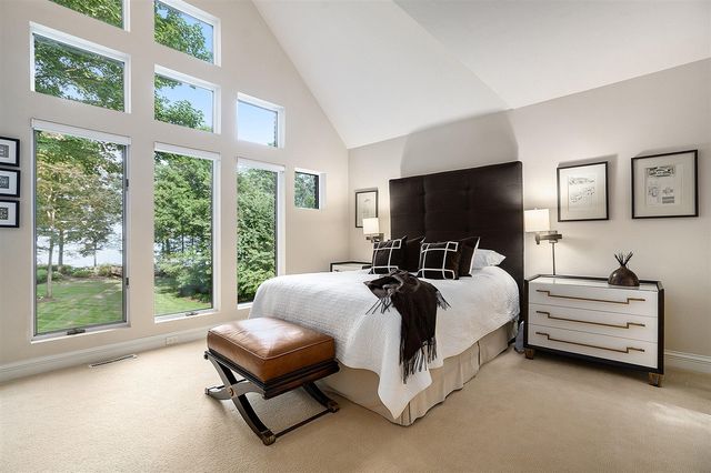 5285 N Lakeshore Drive, Holland, MI 49424