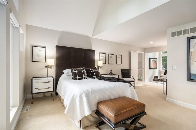 5285 N Lakeshore Drive, Holland, MI 49424