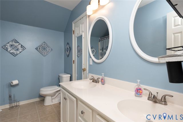15112 Fox Grove Ln, Midlothian, VA 23112