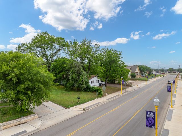 1116 Elm Street, Waco, TX 76704