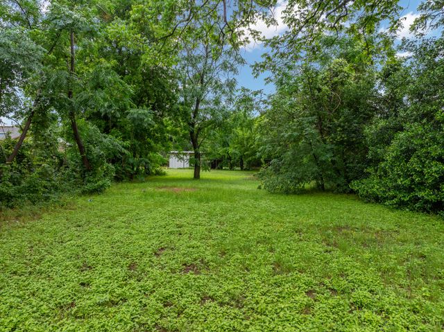 1116 Elm Street, Waco, TX 76704