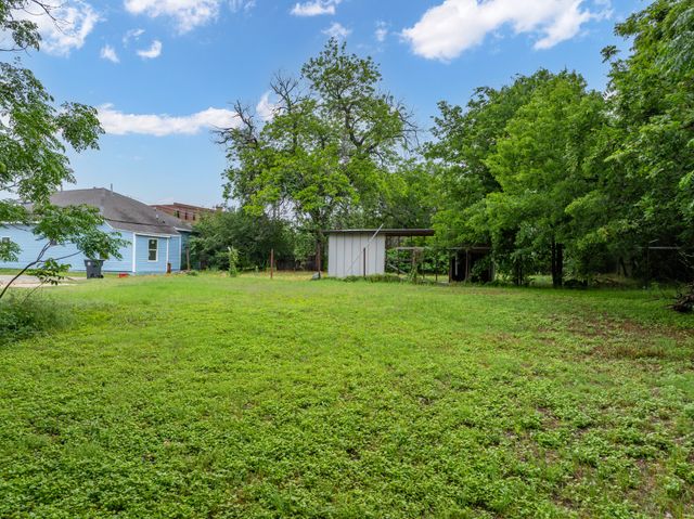 1116 Elm Street, Waco, TX 76704