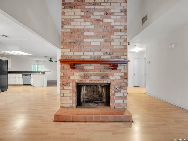 9222 GRAVELY POINT ST, San Antonio, TX 78254
