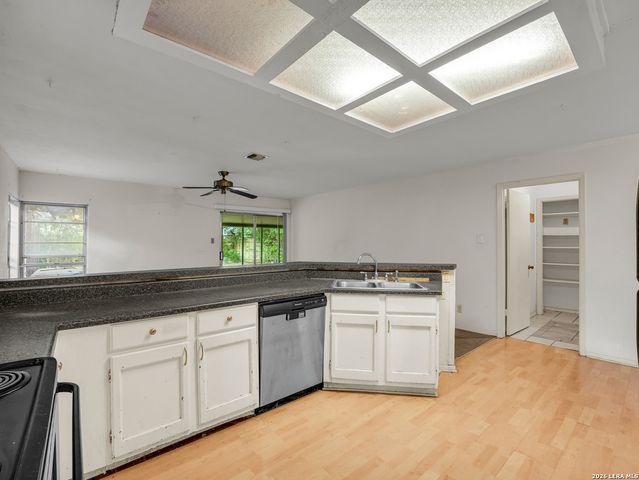 9222 GRAVELY POINT ST, San Antonio, TX 78254