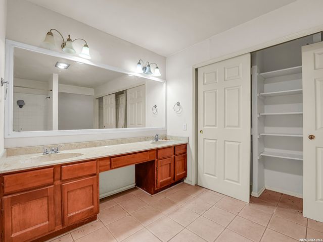 9222 GRAVELY POINT ST, San Antonio, TX 78254