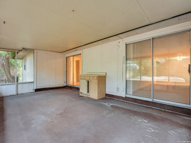 9222 GRAVELY POINT ST, San Antonio, TX 78254