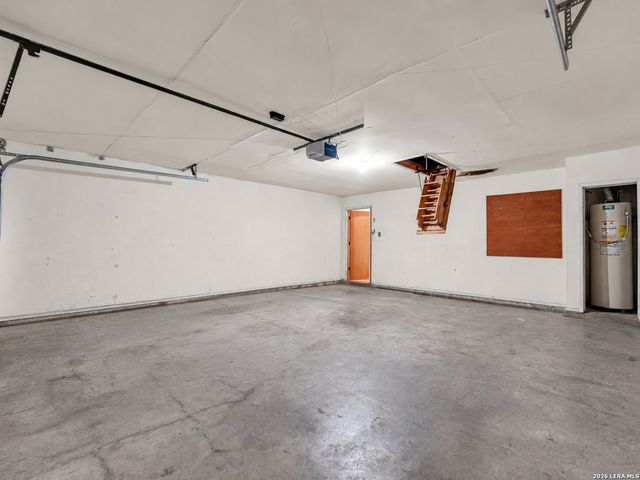 9222 GRAVELY POINT ST, San Antonio, TX 78254
