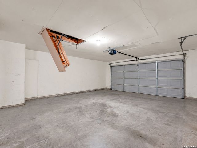 9222 GRAVELY POINT ST, San Antonio, TX 78254