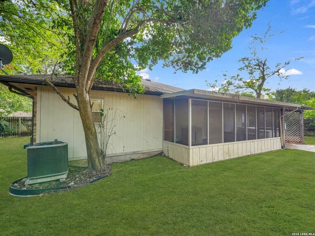 9222 GRAVELY POINT ST, San Antonio, TX 78254